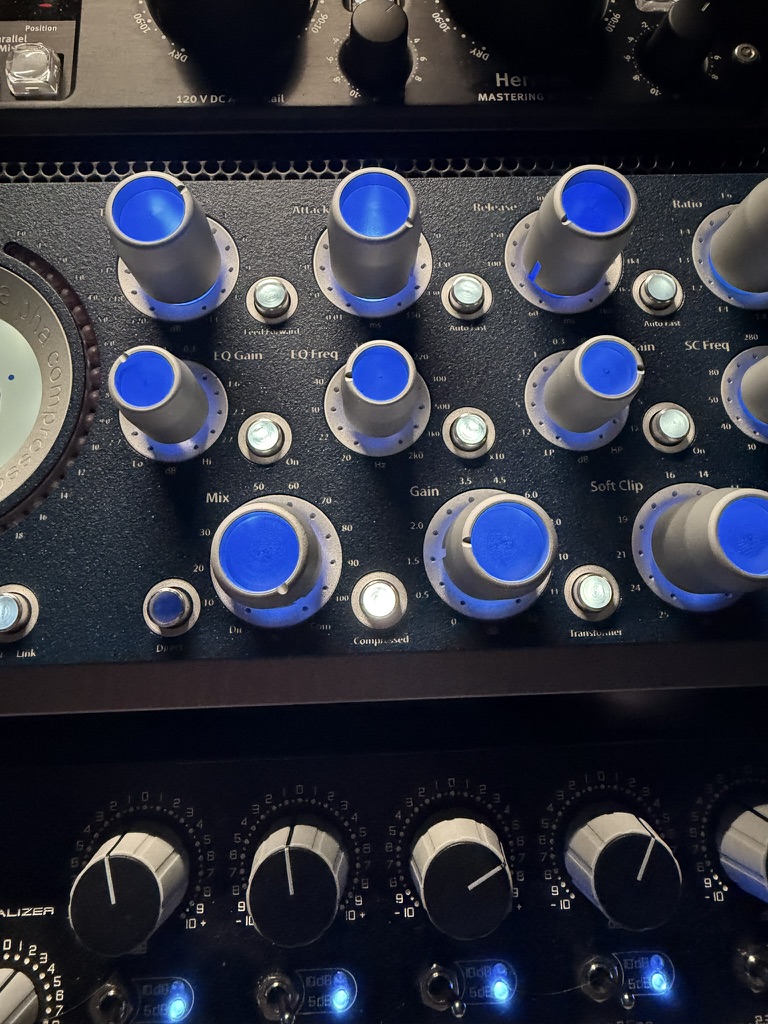Elysia Alpha compressor close-up